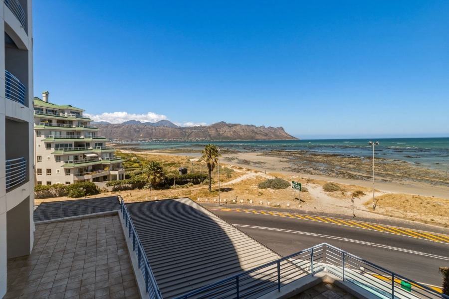 1 Bedroom Property for Sale in Strand South Western Cape